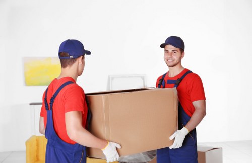 Moving truck service for homes and flats in Uxbridge