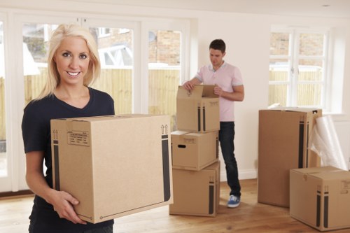 Household moving service for flats and family homes in Uxbridge