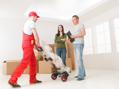 Student and shared housing move assistance in Uxbridge